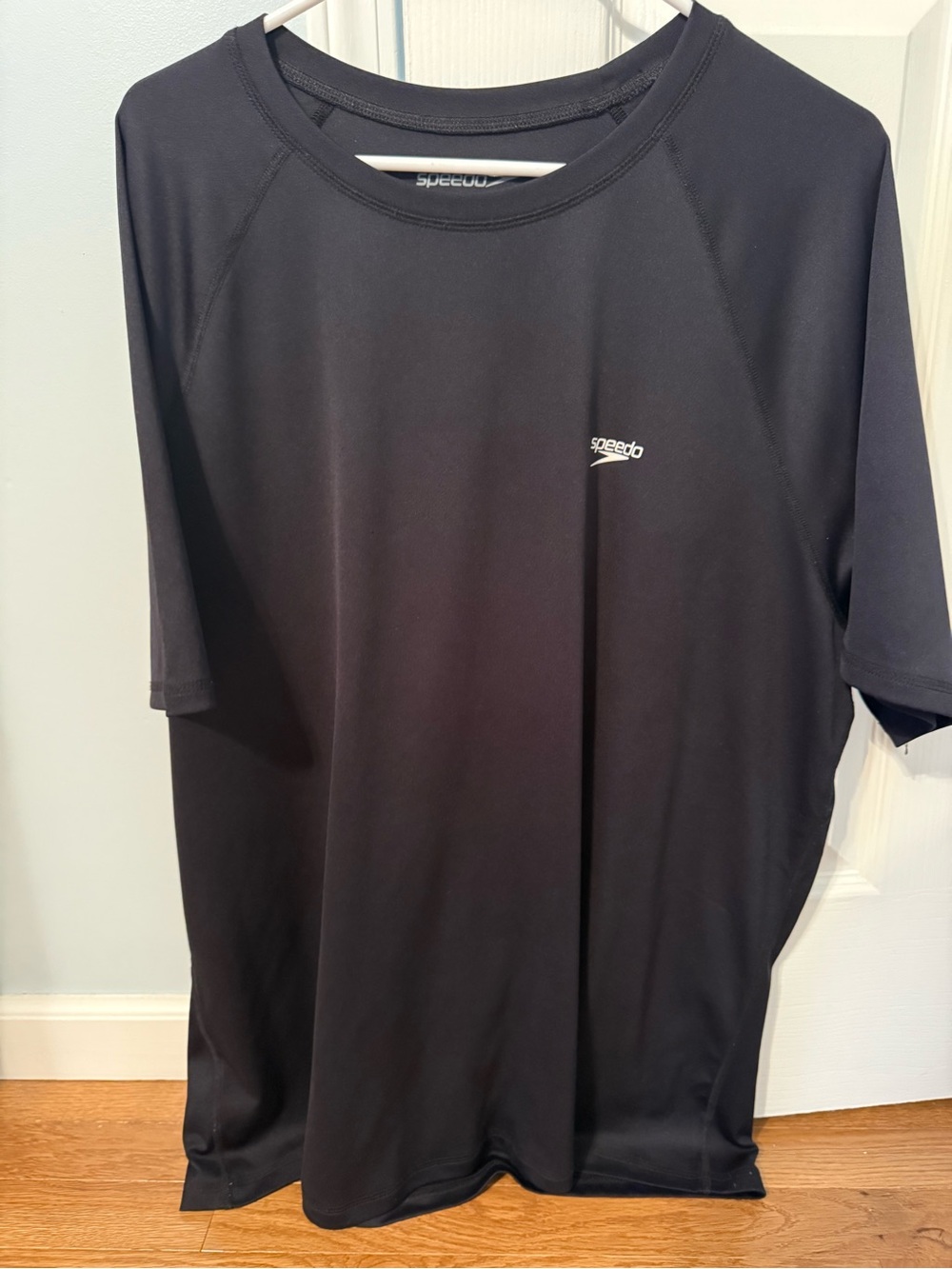 Speedo Men’s Black Short Sleeve Rash Guard Swim Top
